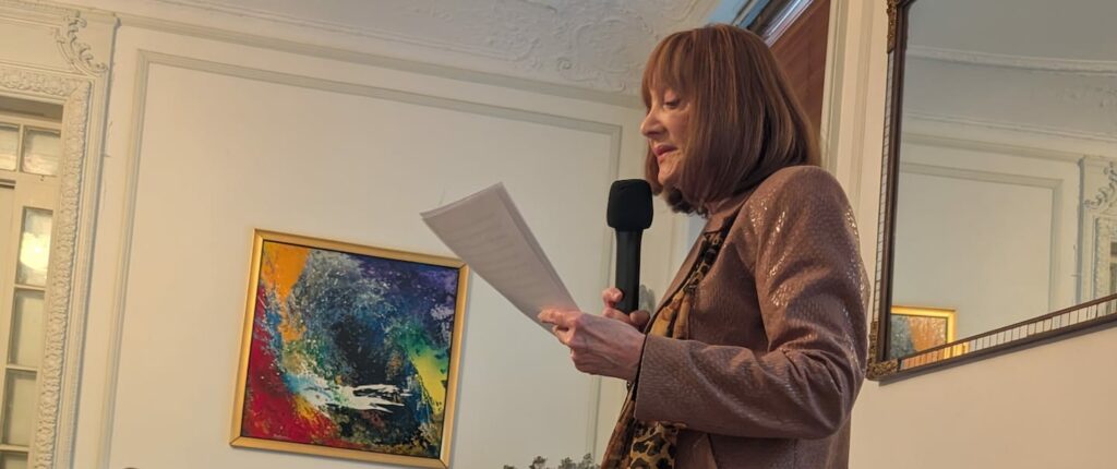 Eva Fogelman presenting